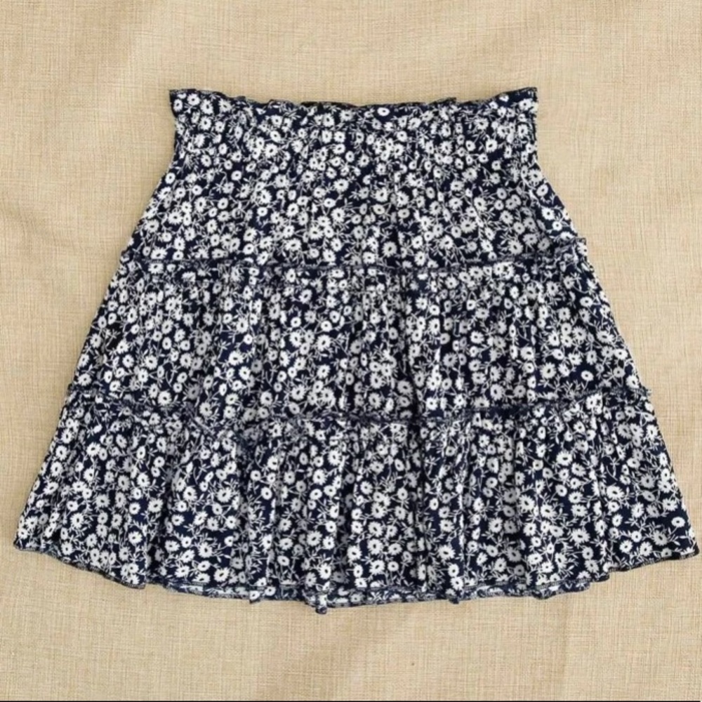 Brand new skirt